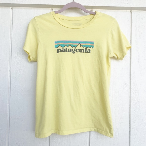 patagonia t shirt xs